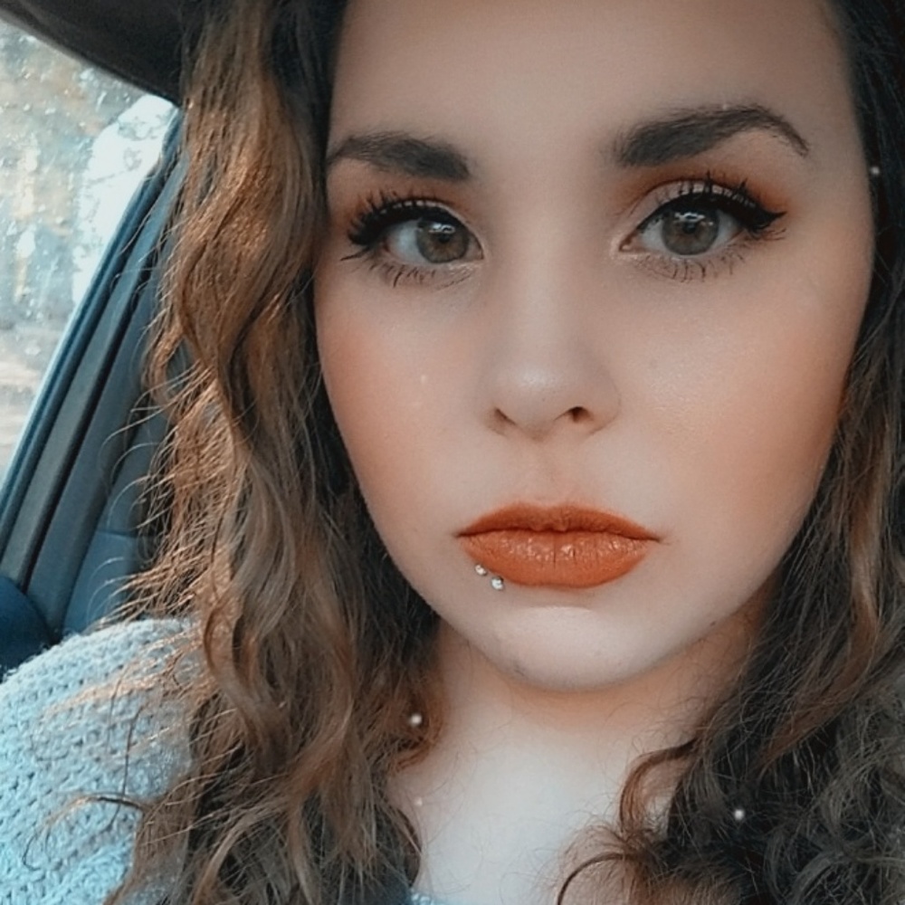 Meet your Posher, Logan